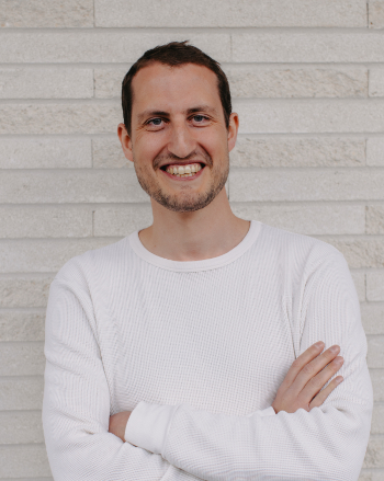 Dr Istvan DEFRANÇAIS